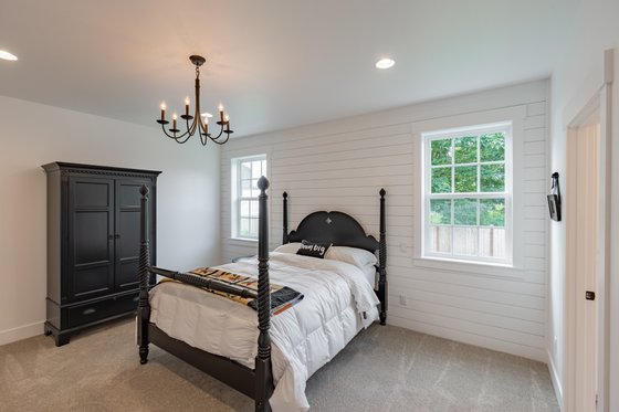 Photo 21 for Craftsman House Plan #1070-98 - 3 bed, 2 bath