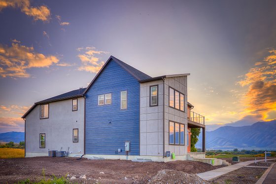 Exterior - Front Elevation 4 for Contemporary House Plan #20-2205 - 4 bed, 2.5 bath