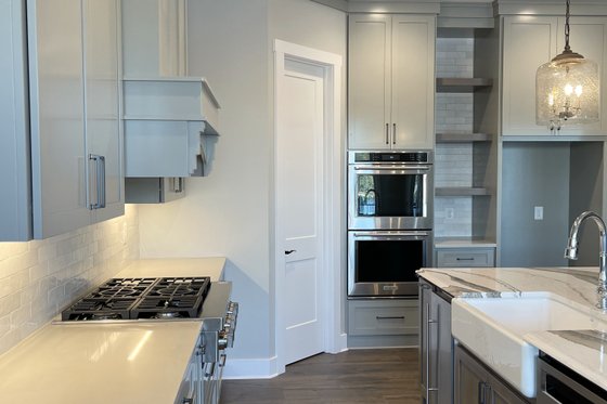 Interior - Kitchen 2 for Craftsman House Plan #437-114 - 4 bed, 4 bath