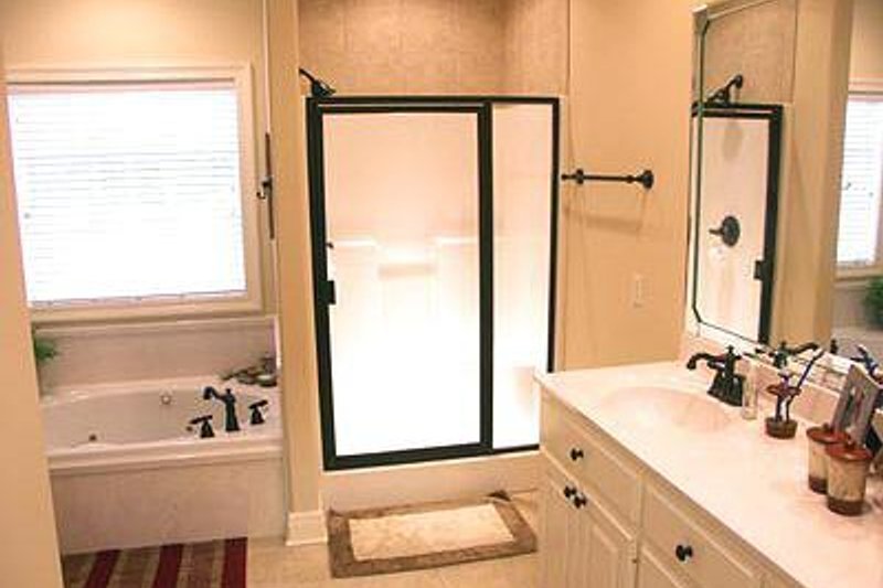 Dream House Plan - Photo 7 for Traditional House Plan #21-251 - 3 bed, 2.5 bath
