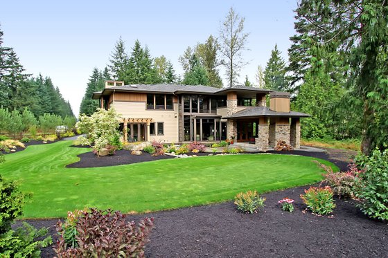 Exterior - Rear Elevation 1 for Modern House Plan #132-221 - 4 bed, 4.5 bath