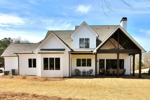 Exterior - Rear Elevation for Farmhouse House Plan #927-990 - 4 bed, 4 bath