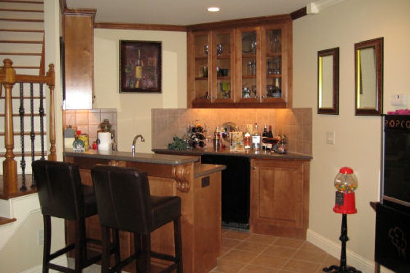 Dream House Plan - Photo 1 for Traditional House Plan #437-45 - 4 bed, 3.5 bath