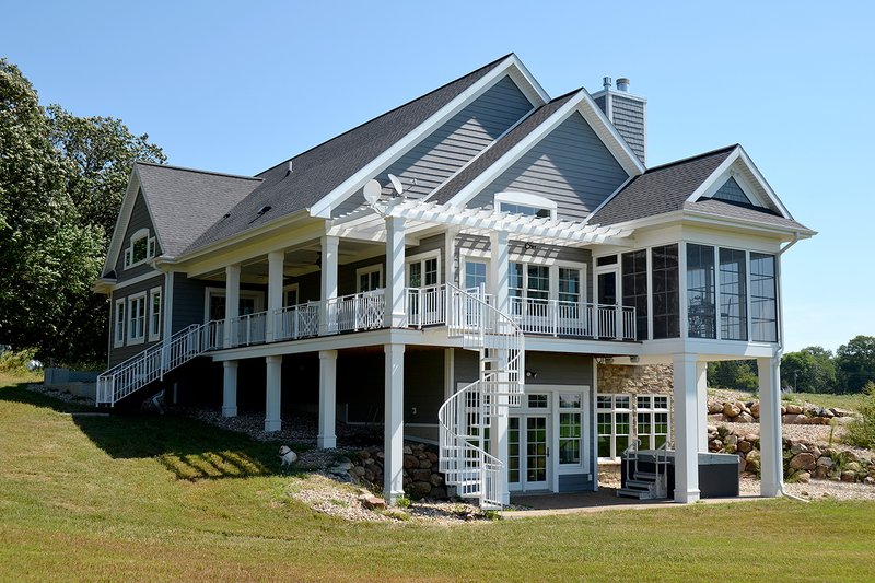 Dream House Plan - Ranch Exterior - Rear Elevation Plan #70-1499