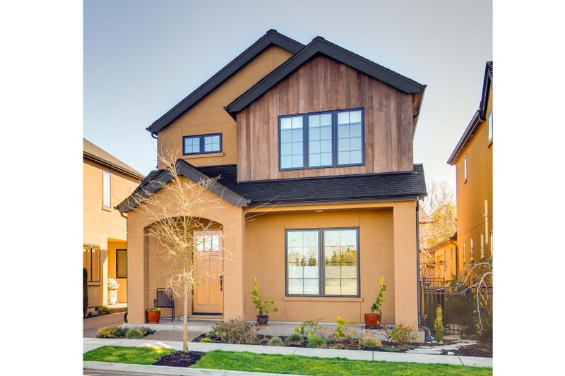Architectural House Design - Exterior - Front Elevation 3 for Traditional House Plan #124-877 - 3 bed, 2.5 bath