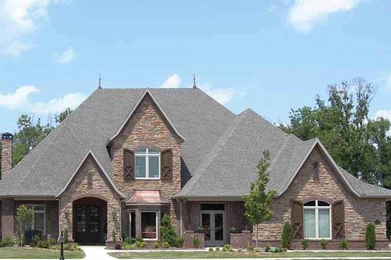Dream House Plan - Contemporary Exterior - Front Elevation Plan #11-280