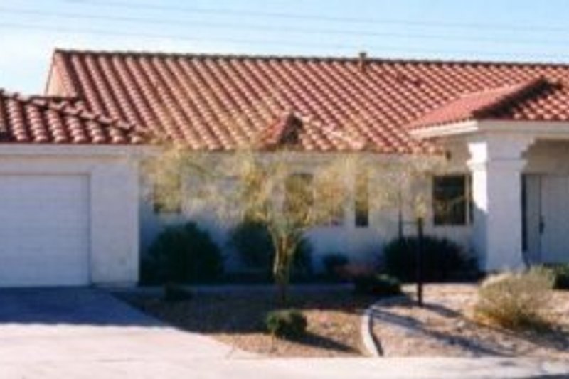 Architectural House Design - Mediterranean Exterior - Front Elevation Plan #1-408