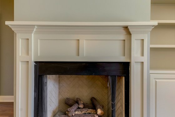 Interior - Family Room 1 for Craftsman House Plan #430-172 - 3 bed, 2 bath