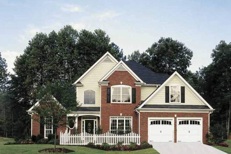 Dream House Plan - Exterior - Front Elevation 2 for Traditional House Plan #927-120 - 3 bed, 2.5 bath