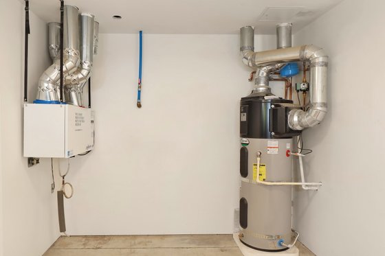 Photo 48 for Contemporary House Plan #1070-7 - 3 bed, 3 bath