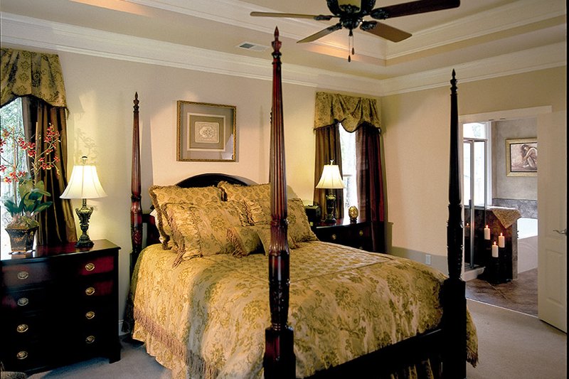 Home Plan - Interior - Master Bedroom for Country House Plan #927-169 - 3 bed, 2.5 bath