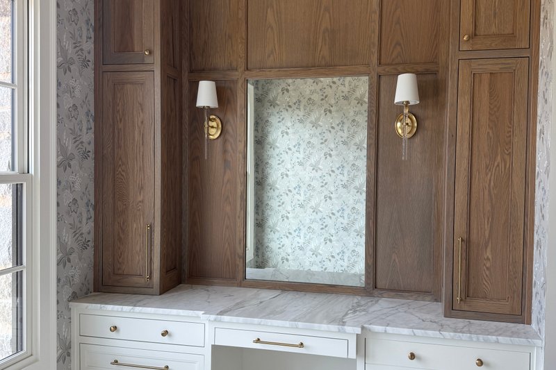 Home Plan - Interior - Master Bathroom 1 for Farmhouse House Plan #437-139 - 4 bed, 5 bath