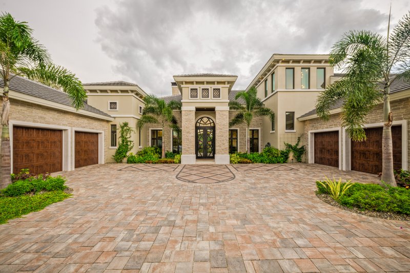 Home Plan - Contemporary Exterior - Front Elevation Plan #930-548
