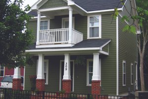 Dream House Plan - Craftsman Exterior - Front Elevation Plan #936-21