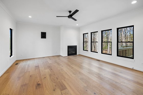 Photo 7 for Traditional House Plan #1080-18 - 5 bed, 4.5 bath