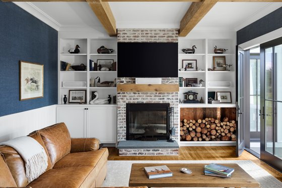 Interior - Family Room 1 for Farmhouse House Plan #928-373 - 3 bed, 3.5 bath