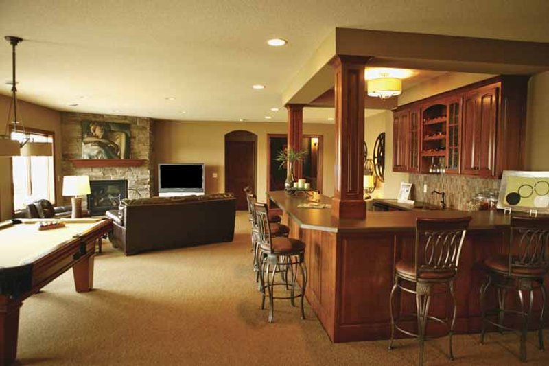 Architectural House Design - Interior - Family Room for Traditional House Plan #320-990 - 4 bed, 3.5 bath