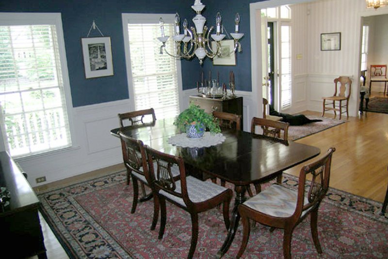 Home Plan - Interior - Dining Room for Classical House Plan #137-298 - 4 bed, 3 bath