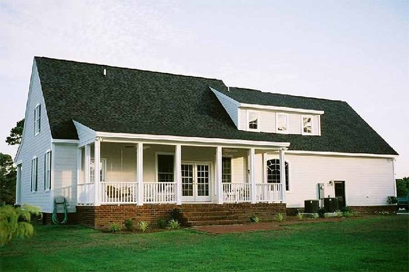 Dream House Plan - Exterior - Rear Elevation for Southern House Plan #137-123 - 3 bed, 2.5 bath