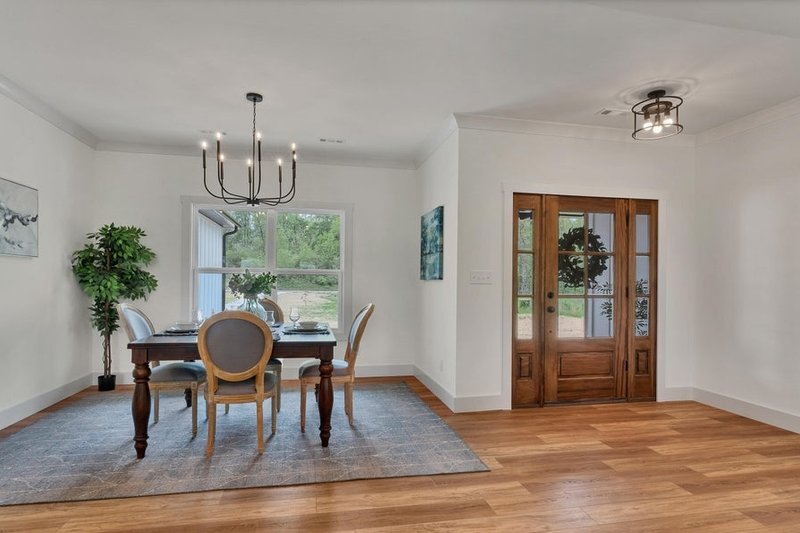 House Plan Design - Interior - Dining Room for Ranch House Plan #123-120 - 3 bed, 2.5 bath