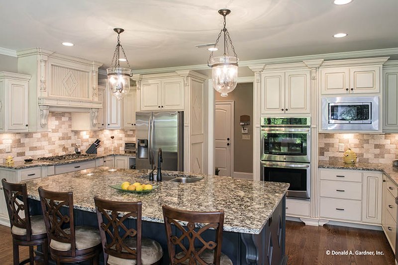 Home Plan - Interior - Kitchen for Country House Plan #929-969 - 4 bed, 3 bath