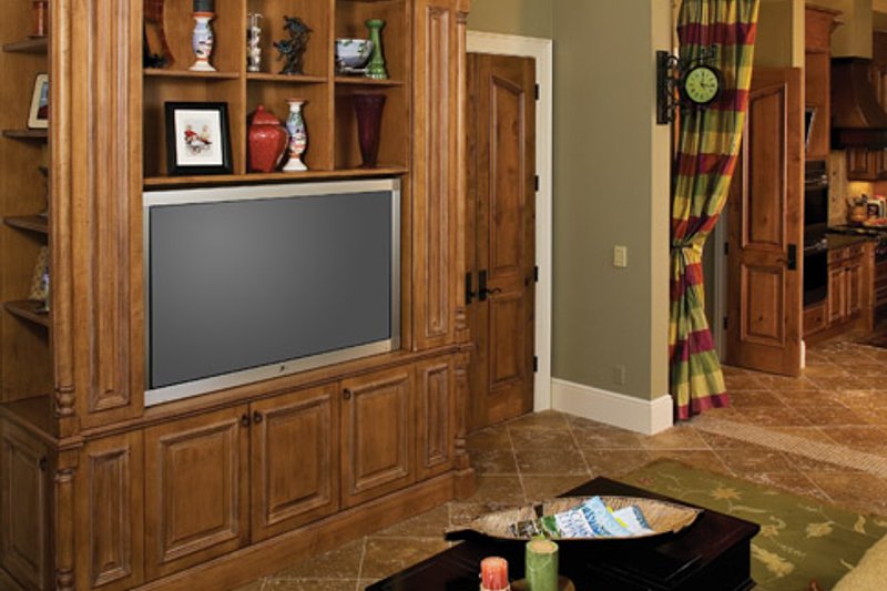 House Plan Design - Interior - Family Room for Mediterranean House Plan #929-900 - 5 bed, 6.5 bath