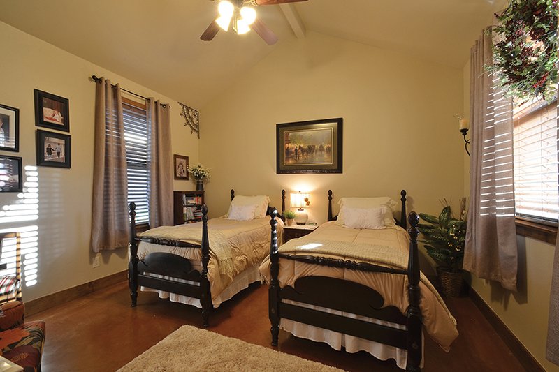Dream House Plan - Interior - Bedroom 1 for Country House Plan #140-171 - 3 bed, 2.5 bath