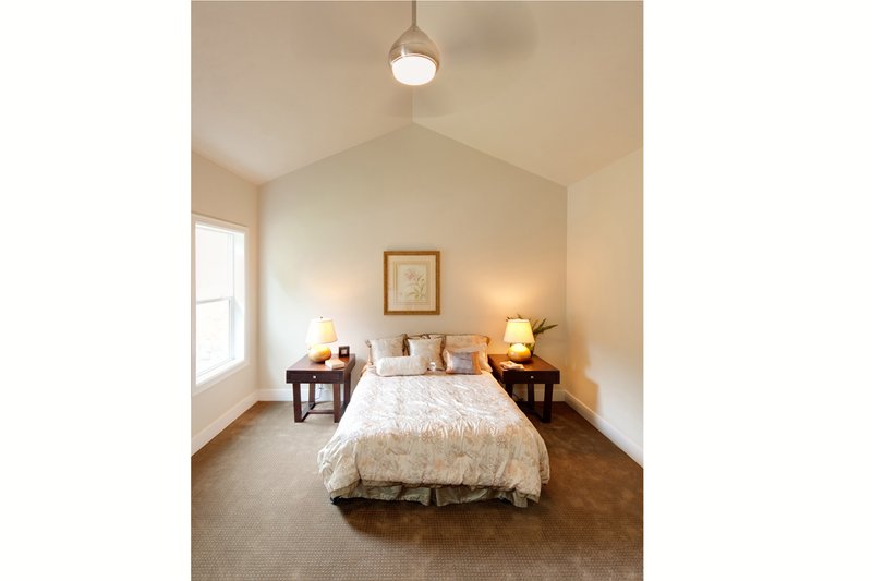Dream House Plan - Interior - Master Bedroom 1 for Traditional House Plan #124-921 - 3 bed, 2.5 bath
