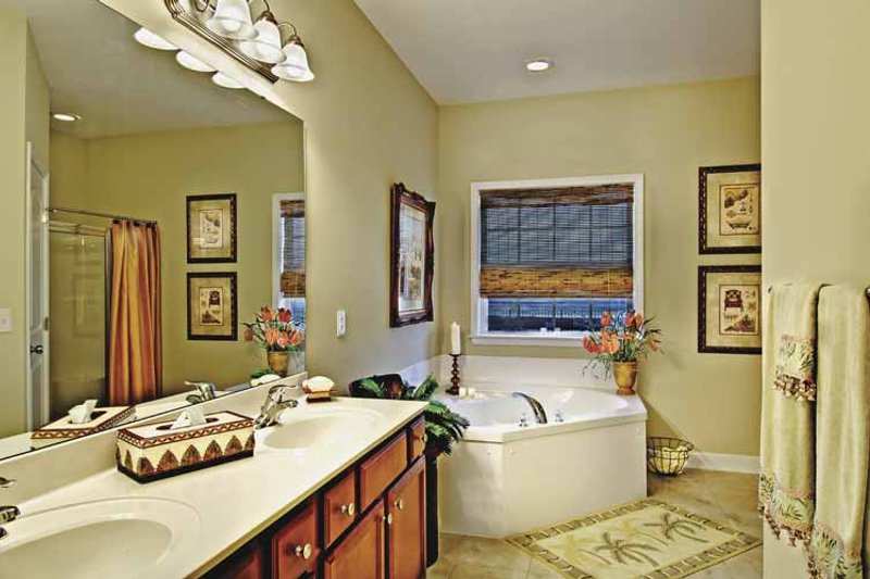 Home Plan - Interior - Bathroom for Country House Plan #930-364 - 3 bed, 2 bath