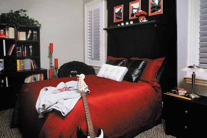 Home Plan - Interior - Bedroom 1 for Mediterranean House Plan #930-315 - 4 bed, 3.5 bath
