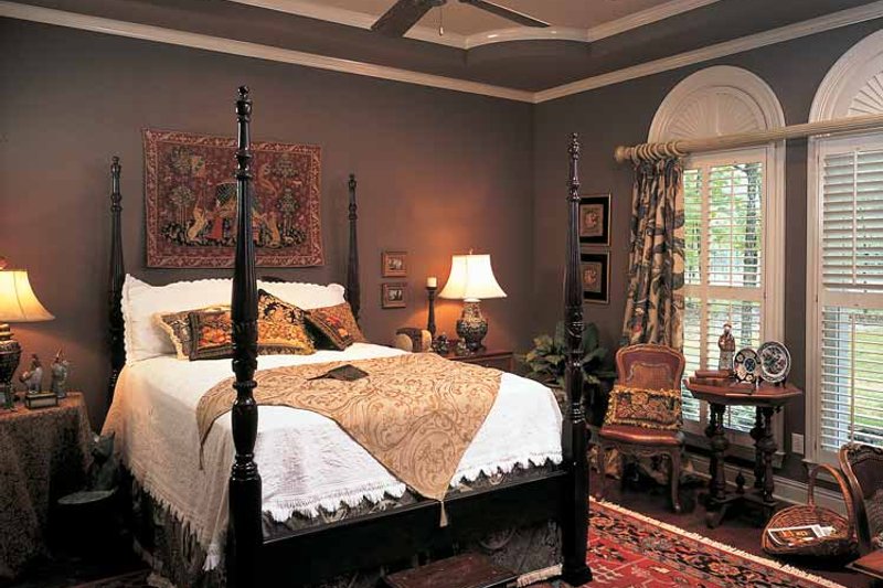 House Plan Design - Interior - Bedroom for Mediterranean House Plan #952-178 - 4 bed, 3.5 bath