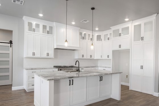 Interior - Kitchen 1 for Farmhouse House Plan #430-184 - 4 bed, 2.5 bath