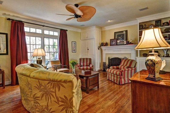 Photo 3 for Southern House Plan #137-107 - 4 bed, 3 bath