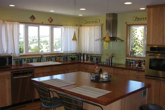 Interior - Kitchen 1 for Contemporary House Plan #1042-14 - 2 bed, 3 bath