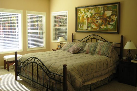 Photo 8 for Craftsman House Plan #437-52 - 3 bed, 2.5 bath