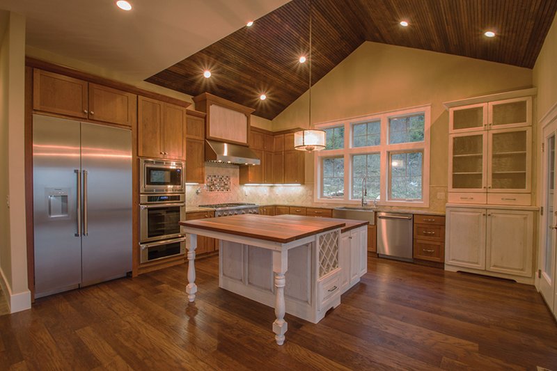 Dream House Plan - Interior - Kitchen for Craftsman House Plan #928-280 - 3 bed, 3.5 bath