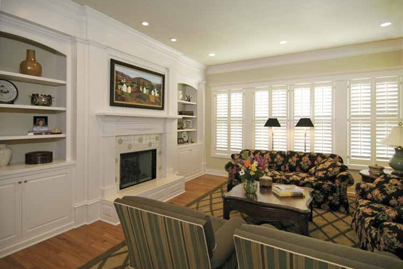 Home Plan - Interior - Family Room 1 for Craftsman House Plan #928-48 - 3 bed, 3 bath