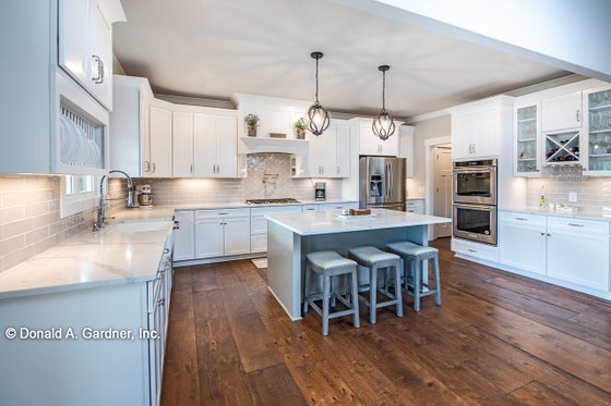 Interior - Kitchen for Craftsman House Plan #929-1110 - 4 bed, 3.5 bath