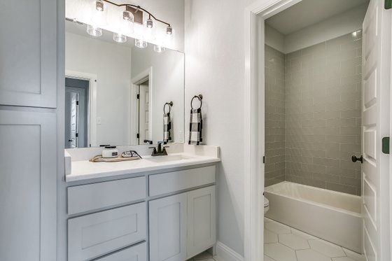 Interior - Bathroom for Farmhouse House Plan #430-215 - 4 bed, 3 bath