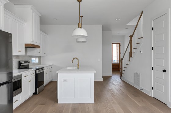 Interior - Kitchen for Farmhouse House Plan #1085-8 - 3 bed, 2.5 bath