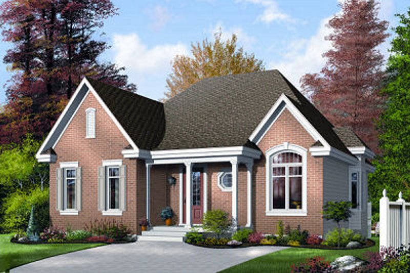 Traditional Style House Plan - 2 Beds 1 Baths 1102 Sq/Ft Plan #23-689