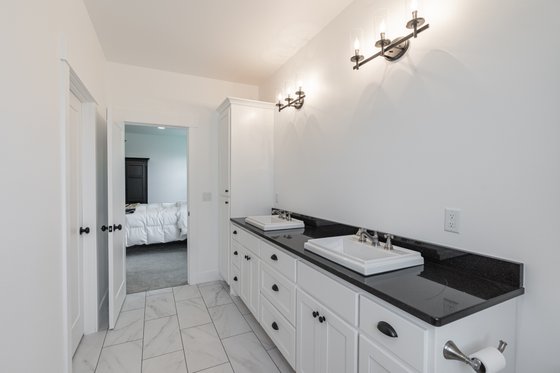 Photo 24 for Craftsman House Plan #1070-98 - 3 bed, 2 bath