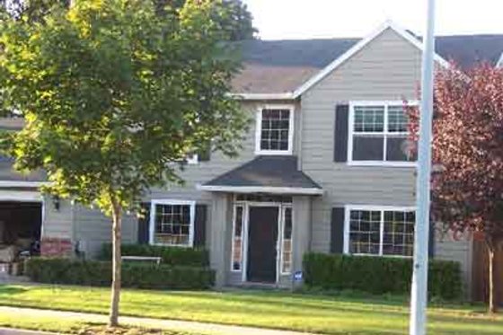 Exterior - Front Elevation for Colonial House Plan #130-127 - 3 bed, 2.5 bath