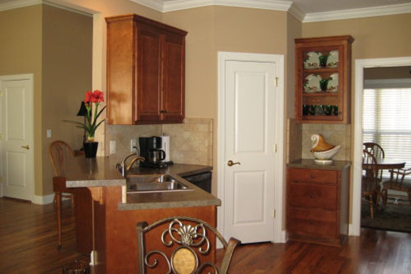 Home Plan - Photo 6 for European House Plan #437-22 - 3 bed, 2 bath