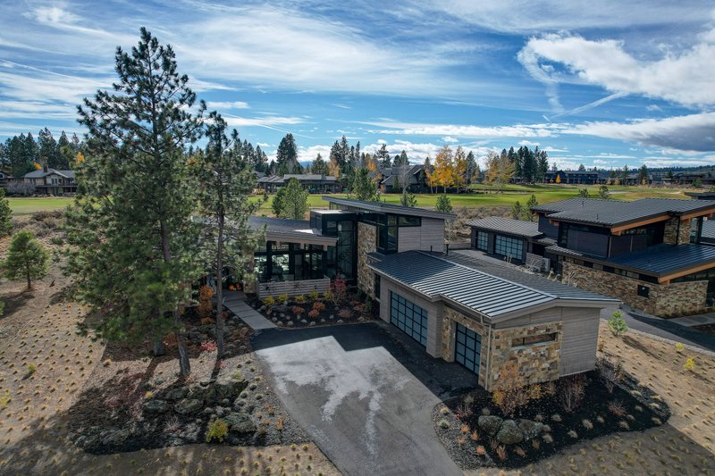 House Design - Exterior - Front Elevation 4 for Modern House Plan #892-45 - 4 bed, 4.5 bath