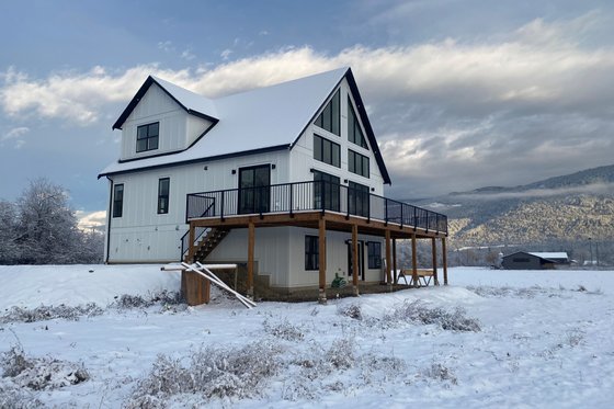 Photo 7 for Southern House Plan #932-795 - 3 bed, 2.5 bath