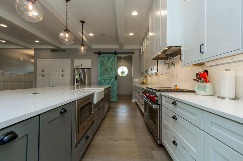 Architectural House Design - Interior - Kitchen 4 for Craftsman House Plan #70-1470 - 4 bed, 3.5 bath