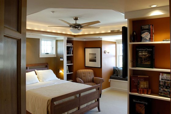 Interior - Master Bedroom for Prairie House Plan #454-6 - 3 bed, 2.5 bath