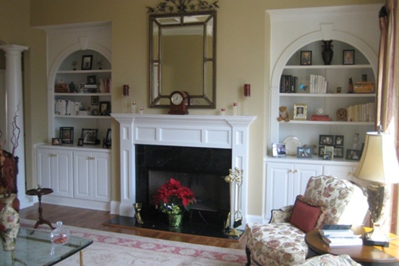 Dream House Plan - Photo 5 for Traditional House Plan #437-53 - 4 bed, 3 bath