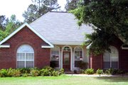 European Style House Plan - 3 Beds 2 Baths 1251 Sq/Ft Plan #21-129 